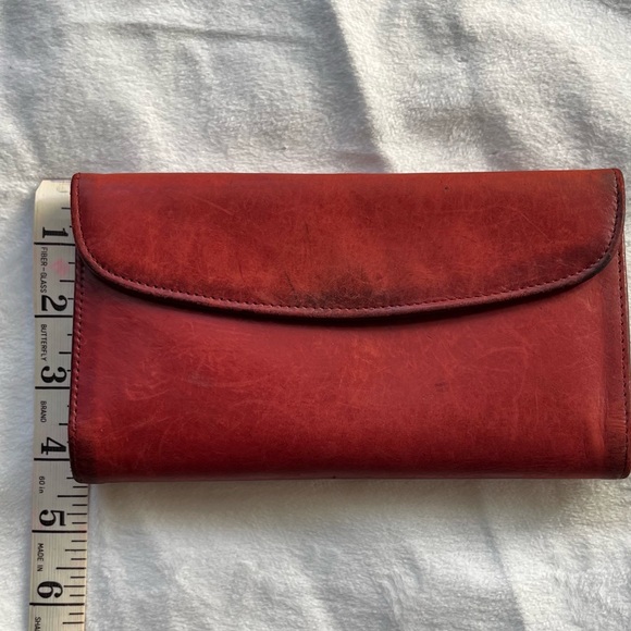 Coach Vintage Red Trifold Leather Wallet - Picture 5 of 15